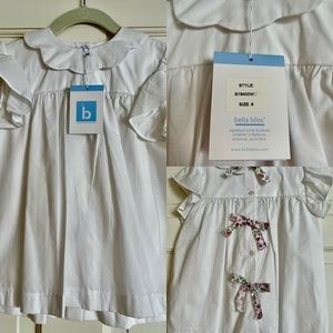 NWT Size 6 Bella Bliss sleeveless blouse with floral bows in the back! 😍